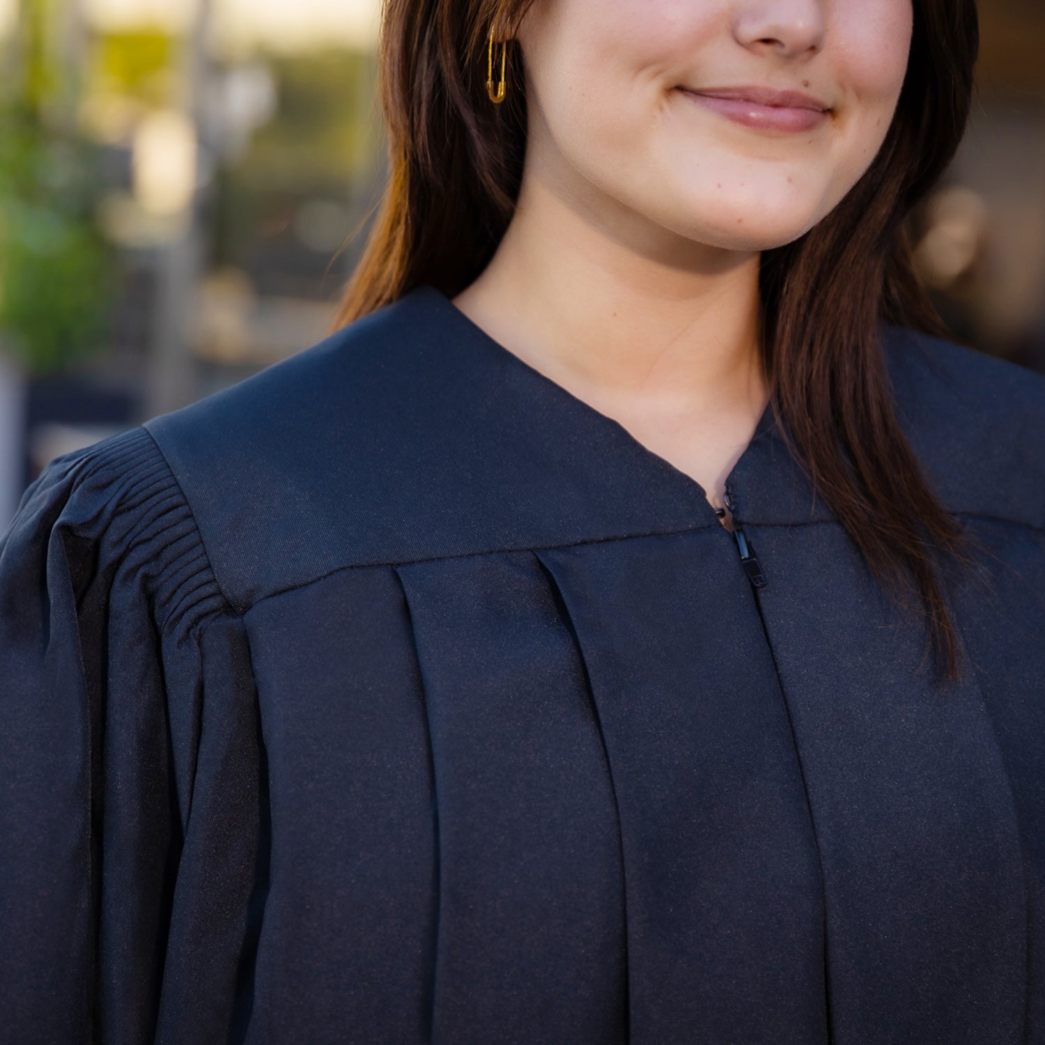 Deluxe Bachelor Graduation Gown - Endea Graduation